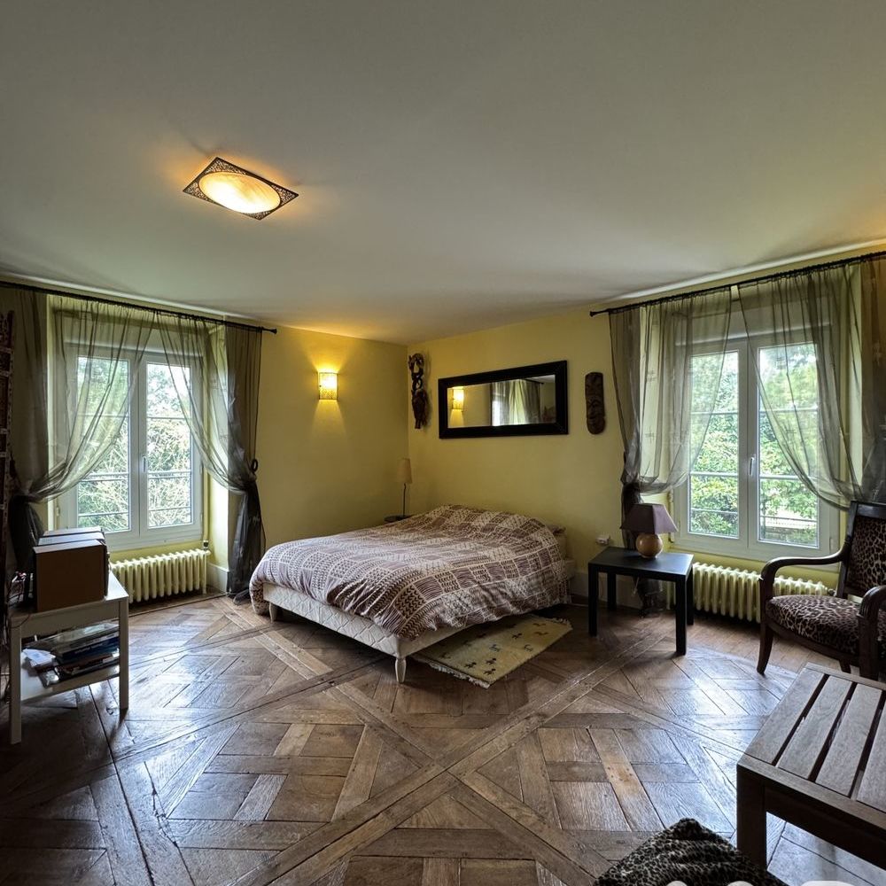 � vendre  Propri�t�/ch�teau Vornay (18130)