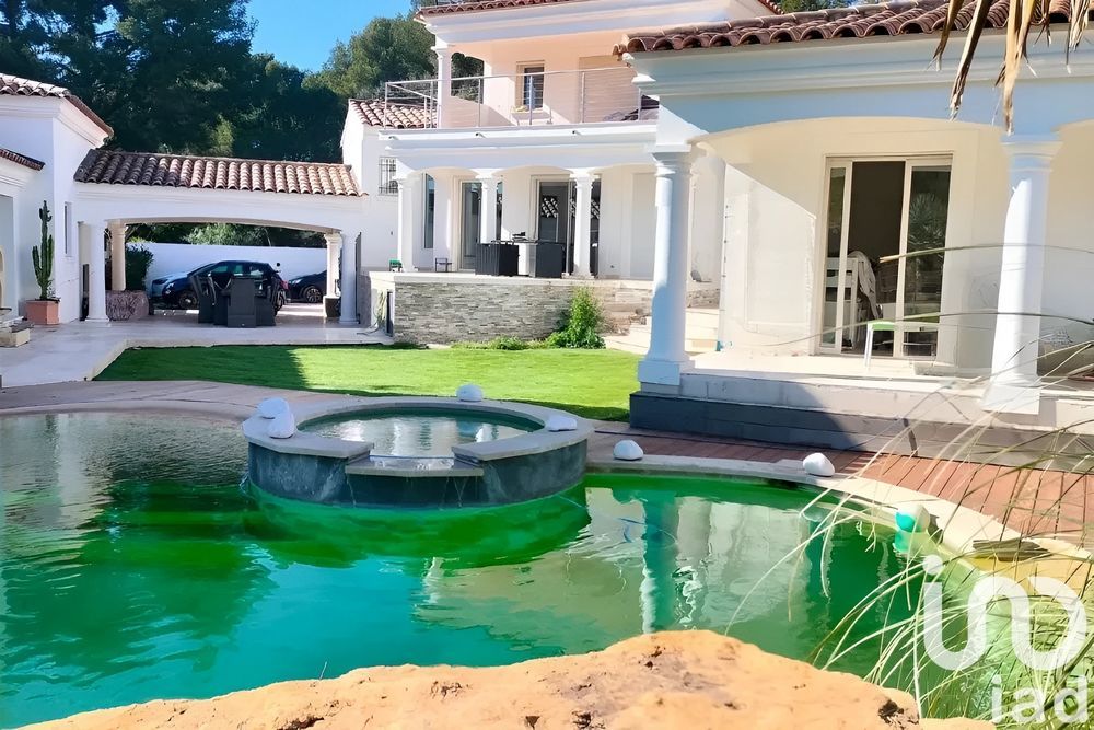 � vendre  Maison Saint-Cyr-sur-Mer (83270)