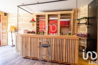  Immeuble � vendre 93 m�