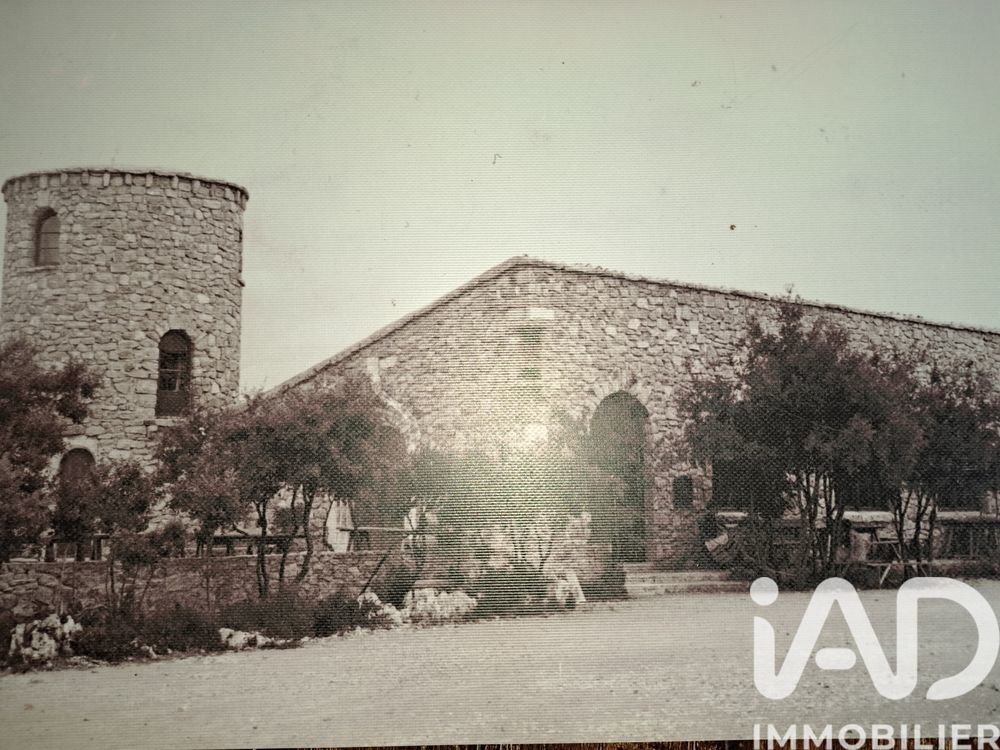 � vendre  Maison Saint-Rem�ze (07700)