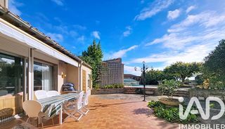  Maison � vendre 8 pi�ces 228 m�