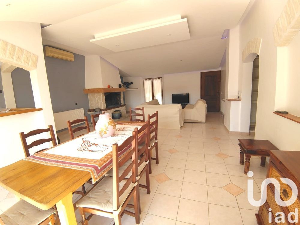 � vendre  Maison Saint-Paul-en-For�t (83440)