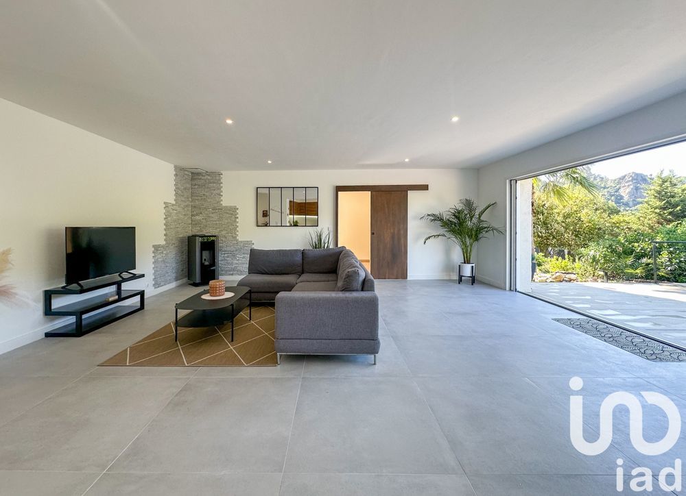 � vendre  Maison Les Adrets-de-l'Est�rel (83600)