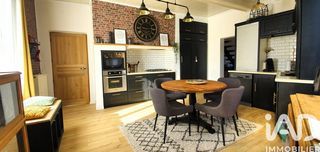  Maison � vendre 8 pi�ces 234 m�