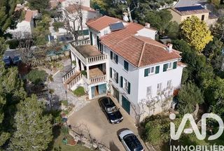  Maison � vendre 8 pi�ces 198 m�