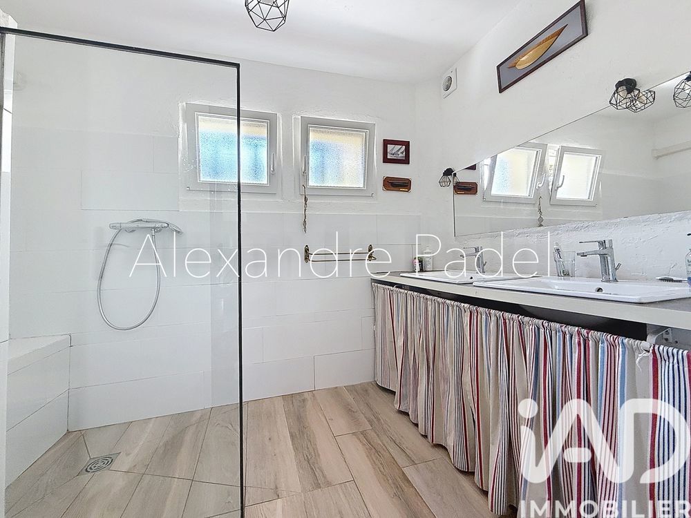 � vendre  Maison Carqueiranne (83320)