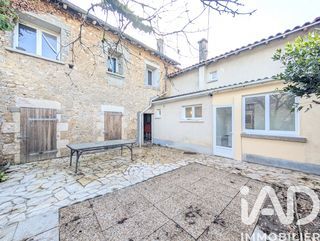  Immeuble � vendre 211 m�