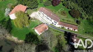  Maison � vendre 8 pi�ces 230 m�