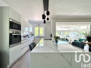  Maison � vendre 8 pi�ces 230 m�