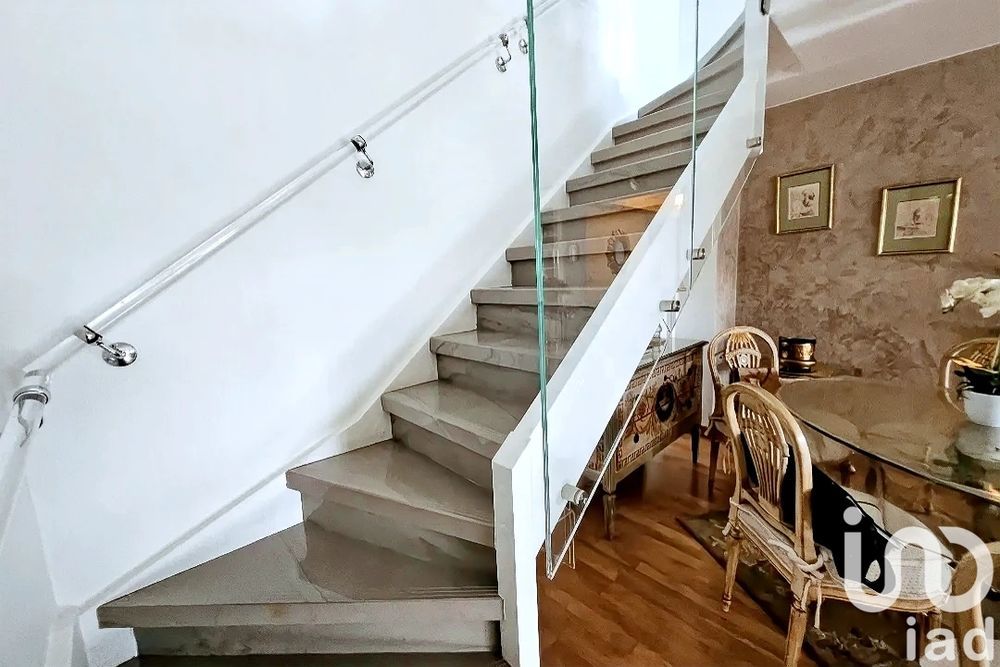 � vendre  Appartement Sanary-sur-Mer (83110)