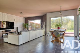  Villa � vendre 7 pi�ces 220 m�