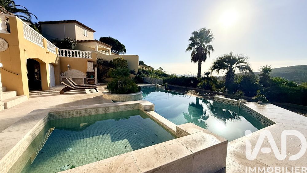 � vendre  Maison Les Issambres (83380)