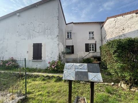   Vente Maison de village 7 pi�ces Maison - 7 pi�ce(s) - 175 m�