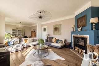  Maison � vendre 9 pi�ces 260 m�