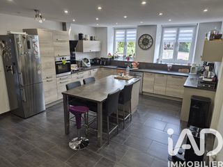  Maison � vendre 6 pi�ces 211 m�