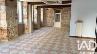  Immeuble � vendre 372 m�