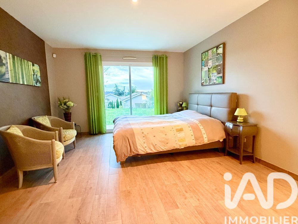 � vendre  Villa Bourgoin-Jallieu (38300)