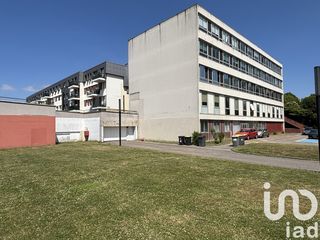  Immeuble � vendre 1369 m�