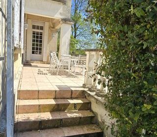  Propri�t�/ch�teau � vendre 11 pi�ces 326 m�