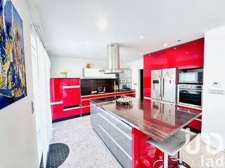  Maison � vendre 15 + pi�ces 455 m�