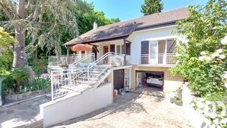  Maison � vendre 8 pi�ces 215 m�