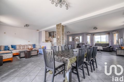   Vente Pavillon 7 pi�ces Maison - 7 pi�ce(s) - 163 m�