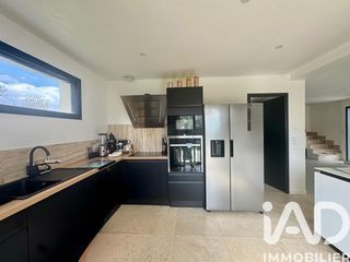  Maison � vendre 7 pi�ces 215 m�