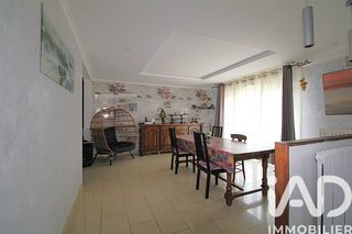  Maison � vendre 8 pi�ces 198 m�