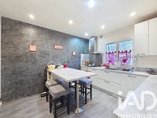  Maison � vendre 8 pi�ces 259 m�