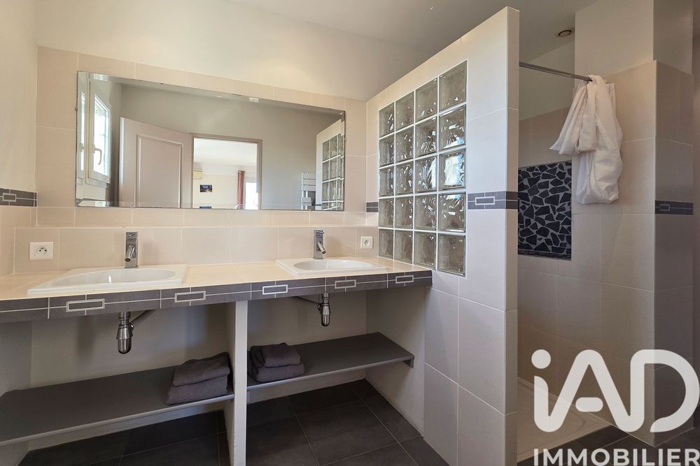 � vendre  Maison Beaucaire (30300)