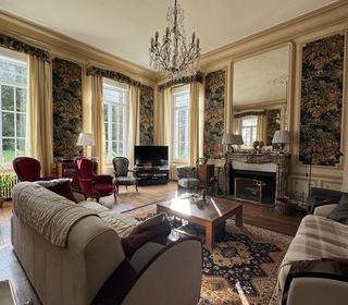  Propri�t�/ch�teau � vendre 12 pi�ces 450 m�