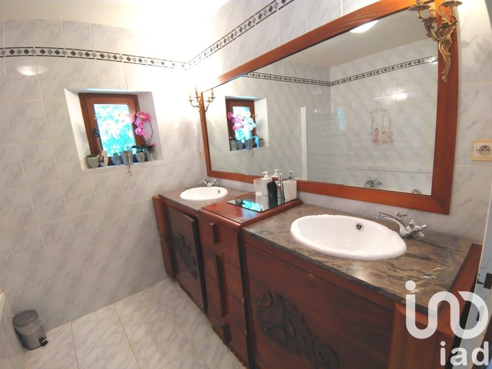 � vendre  Maison Saint-Paul-en-For�t (83440)