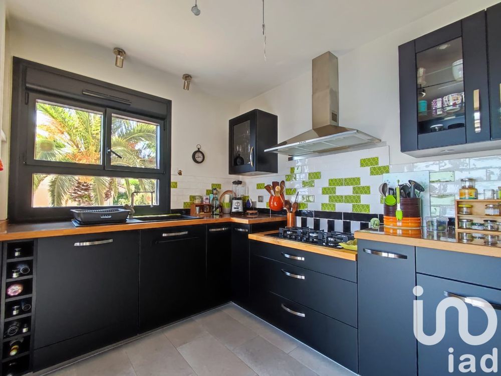 � vendre  Maison Saint-Rapha�l (83700)