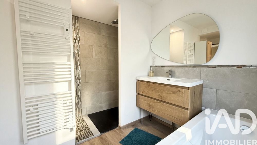 � vendre  Maison L'Isle-sur-la-Sorgue (84800)