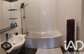  Maison � vendre 4 pi�ces 300 m�