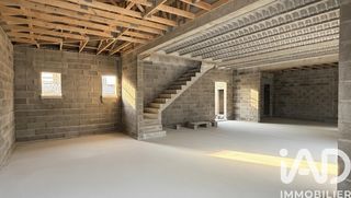  Maison � vendre 4 pi�ces 819 m�