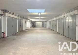  Parking / Garage � vendre 12 m�