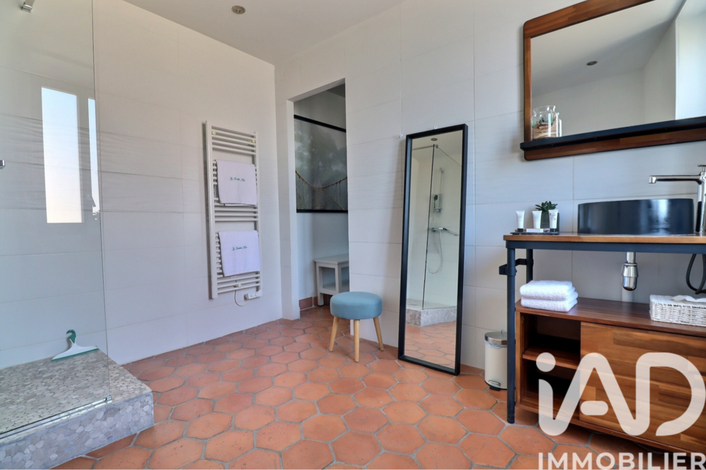 � vendre  Maison Saint-Rem�ze (07700)