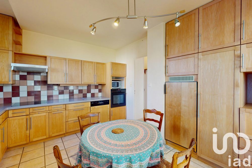 � vendre  Villa Clermont-Ferrand (63100)