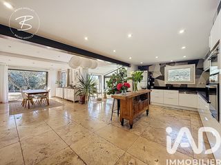  Maison � vendre 7 pi�ces 226 m�