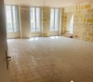  Appartement � vendre 1 pi�ce 107 m�