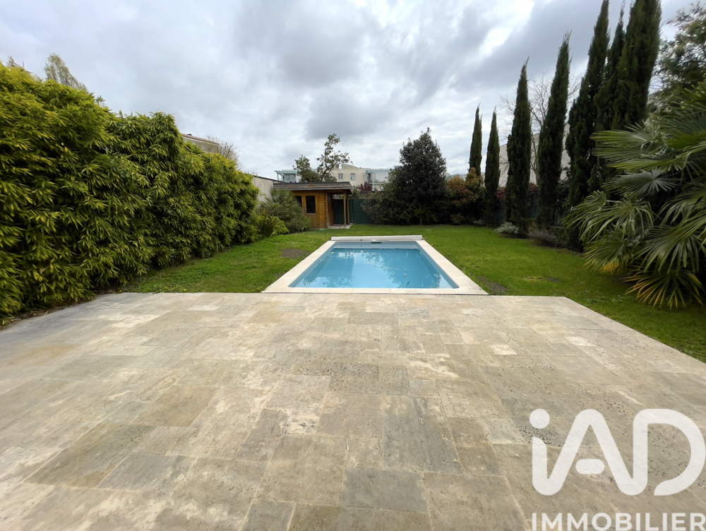 � vendre  Appartement Bordeaux (33800)