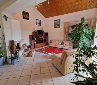  Maison � vendre 10 pi�ces 242 m�