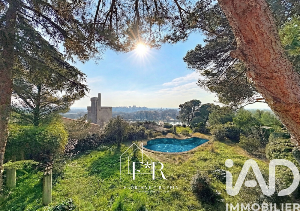 � vendre  Villa Villeneuve-l�s-Avignon (30400)