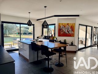  Villa � vendre 5 pi�ces 230 m�