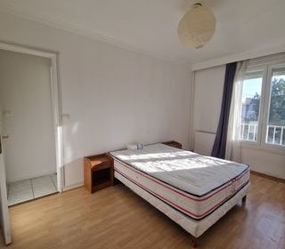  Appartement � louer 4 pi�ces 77 m�