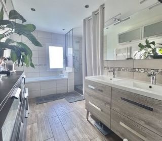  Maison � vendre 5 pi�ces 150 m�