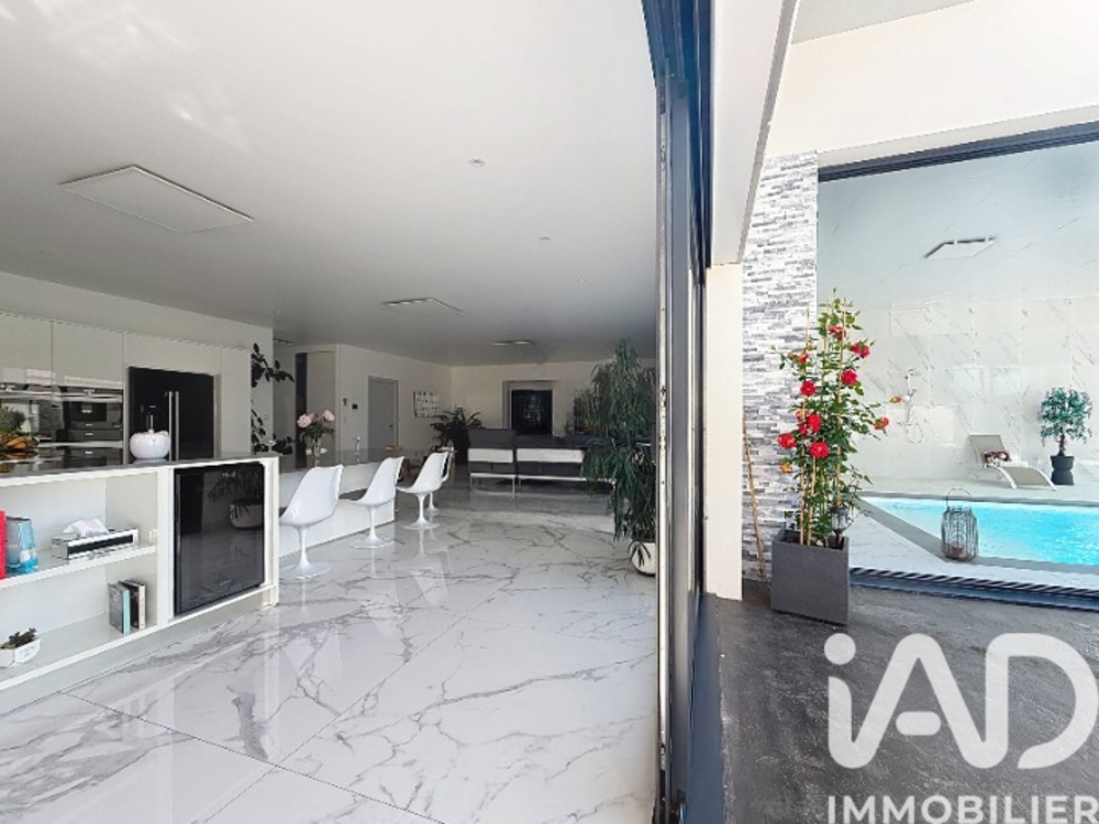 � vendre  Maison Llupia (66300)