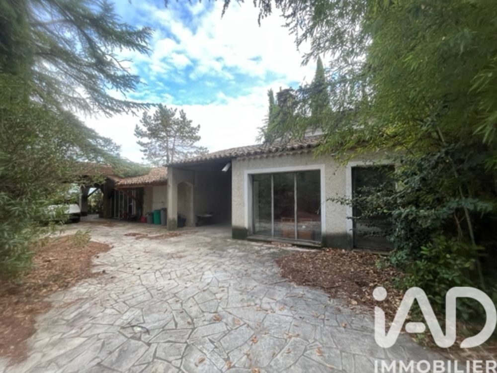 � vendre  Villa Manosque (04100)