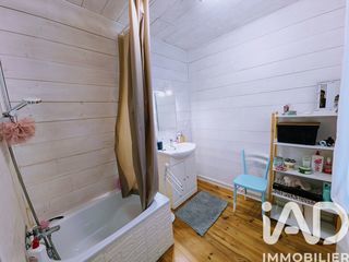  Immeuble � vendre 211 m�